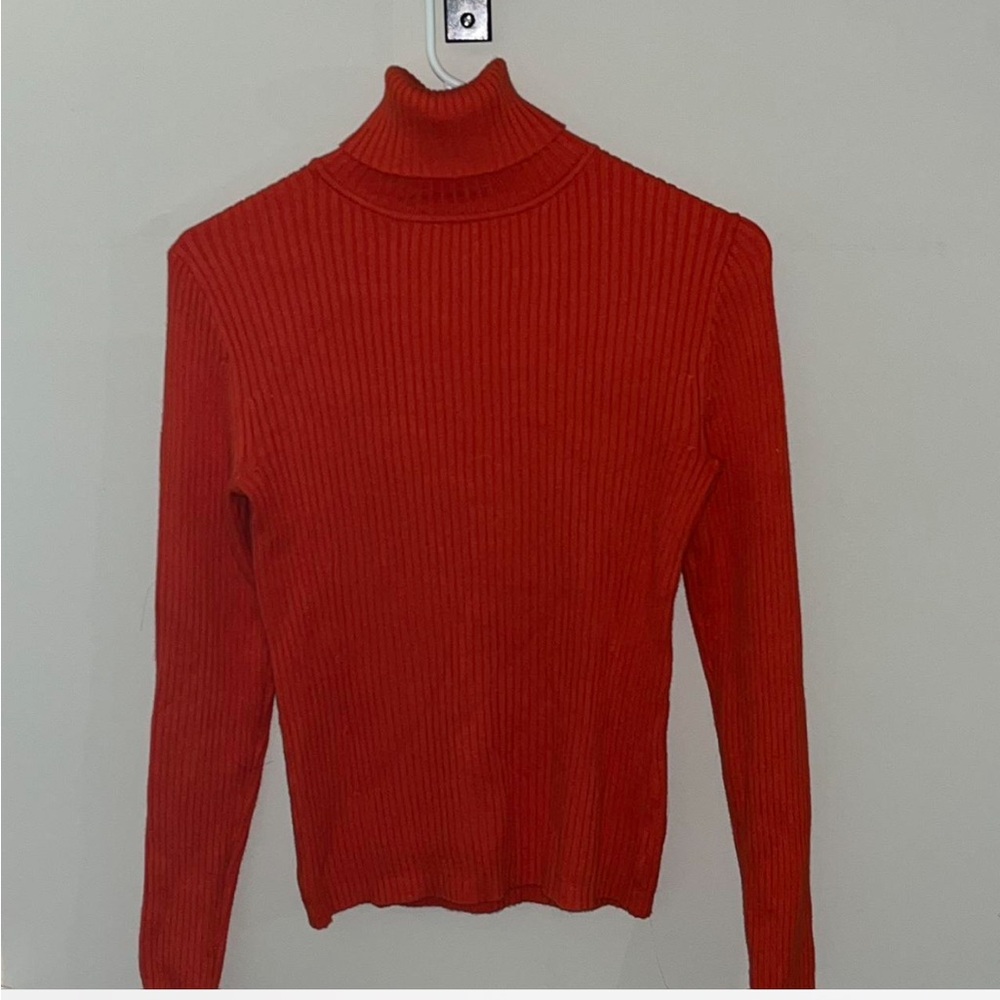 Sweater with turtle neck